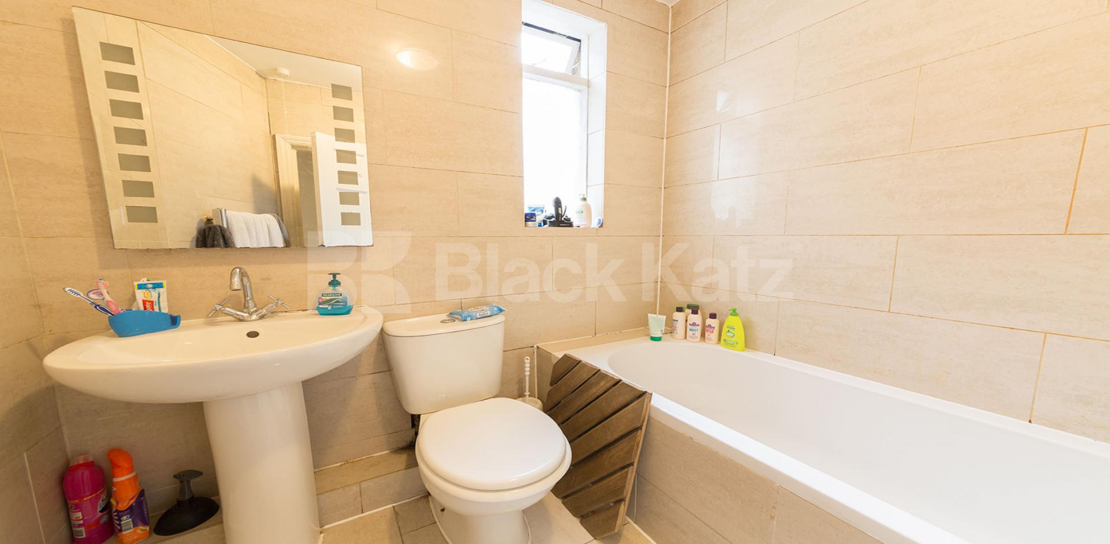 			2 Bedroom, 1 bath, 1 reception Ground Floor Flat			 Crouch Hill, Crouch End